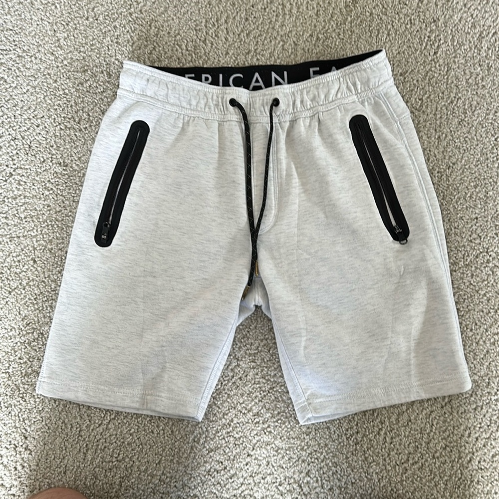 American Eagle Shorts Men’s Small
